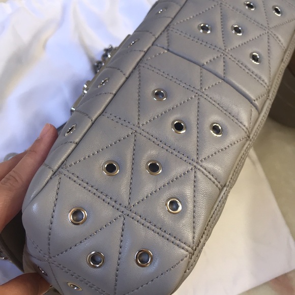 ‼️SALE Like NEW Michael Kors crossbody/shoulder chain bag - Picture 14 of 15